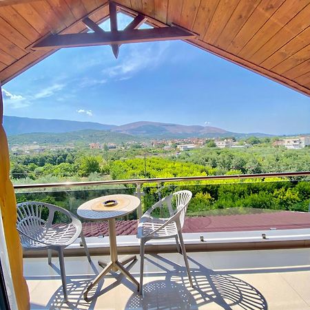 בראט Guest House Rean מראה חיצוני תמונה