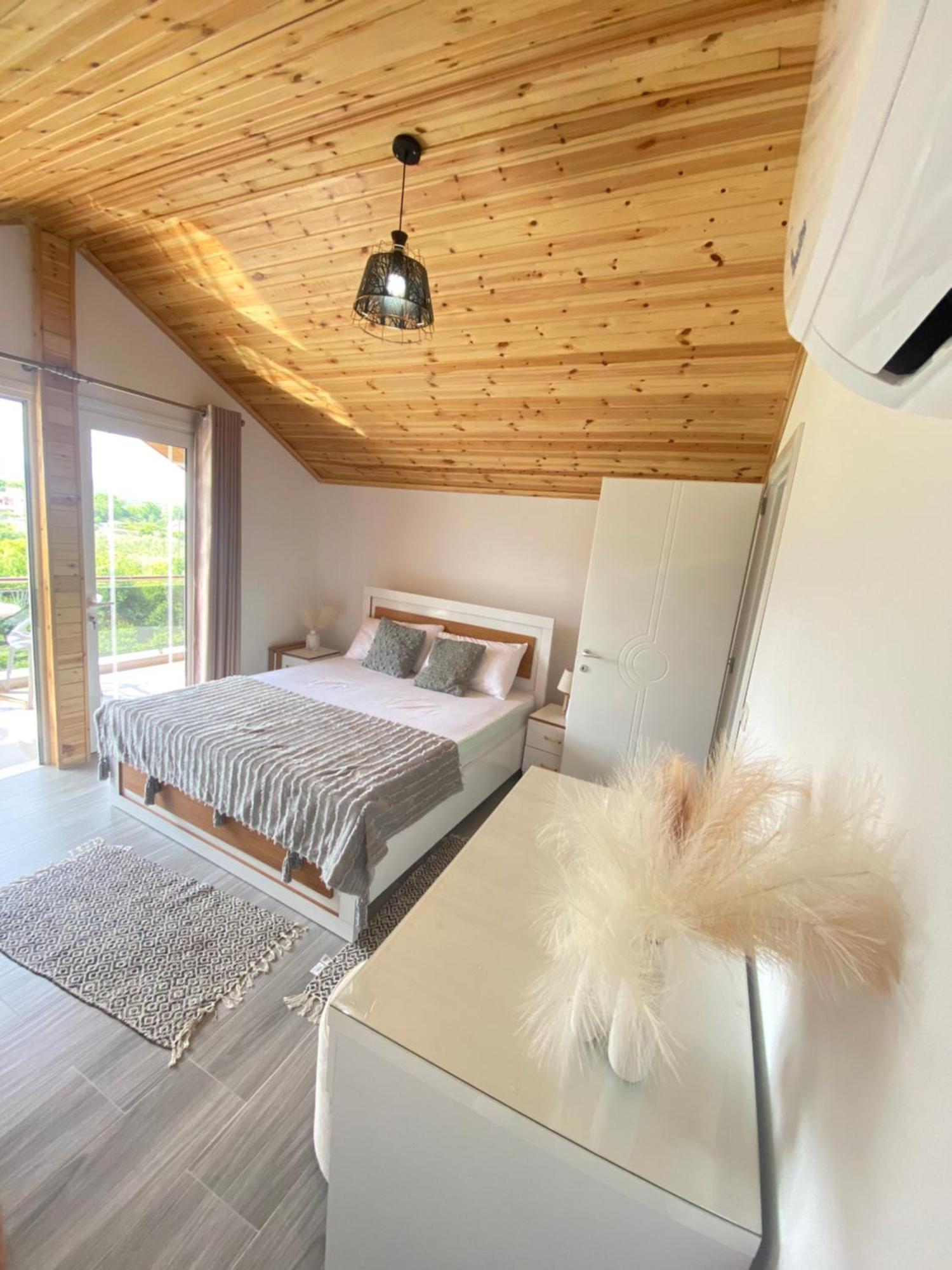 בראט Guest House Rean מראה חיצוני תמונה